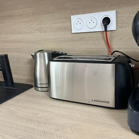 Daire Juan-les-pins Clim-plage 200m -piscine *