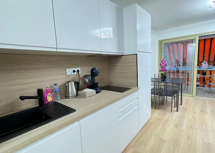 Juan-les-pins Clim-plage 200m -piscine Daire *